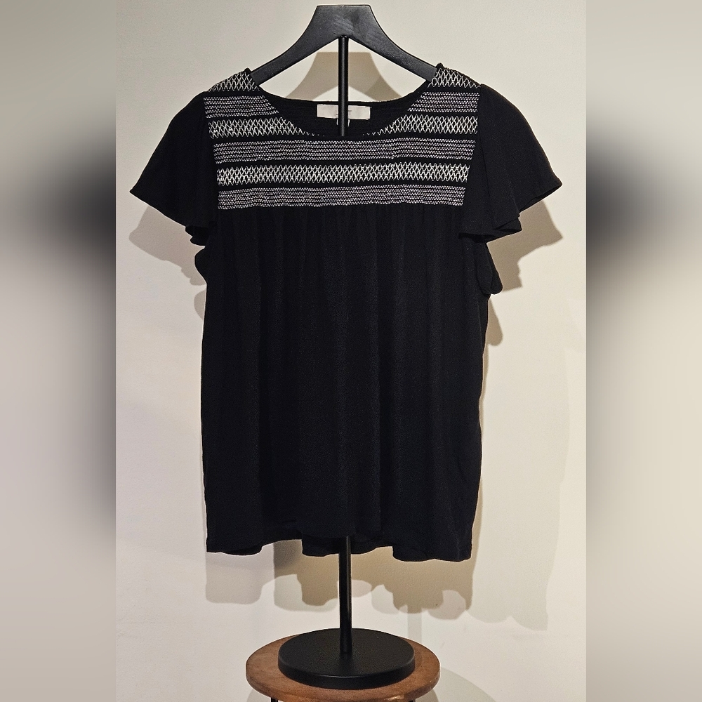 LOFT Black And White Embroidered Top